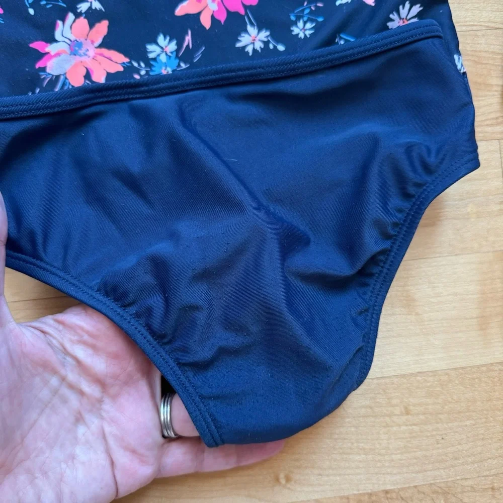 GAP Kids Navy Floral Swim Rashguard Set